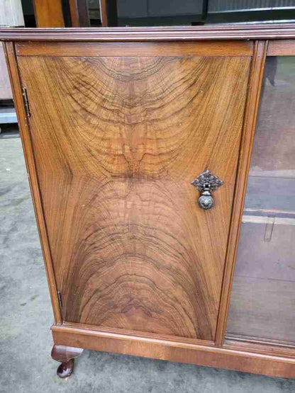 Vintage 20thC 1970's walnut low bookcase cabinet shelves glass doors