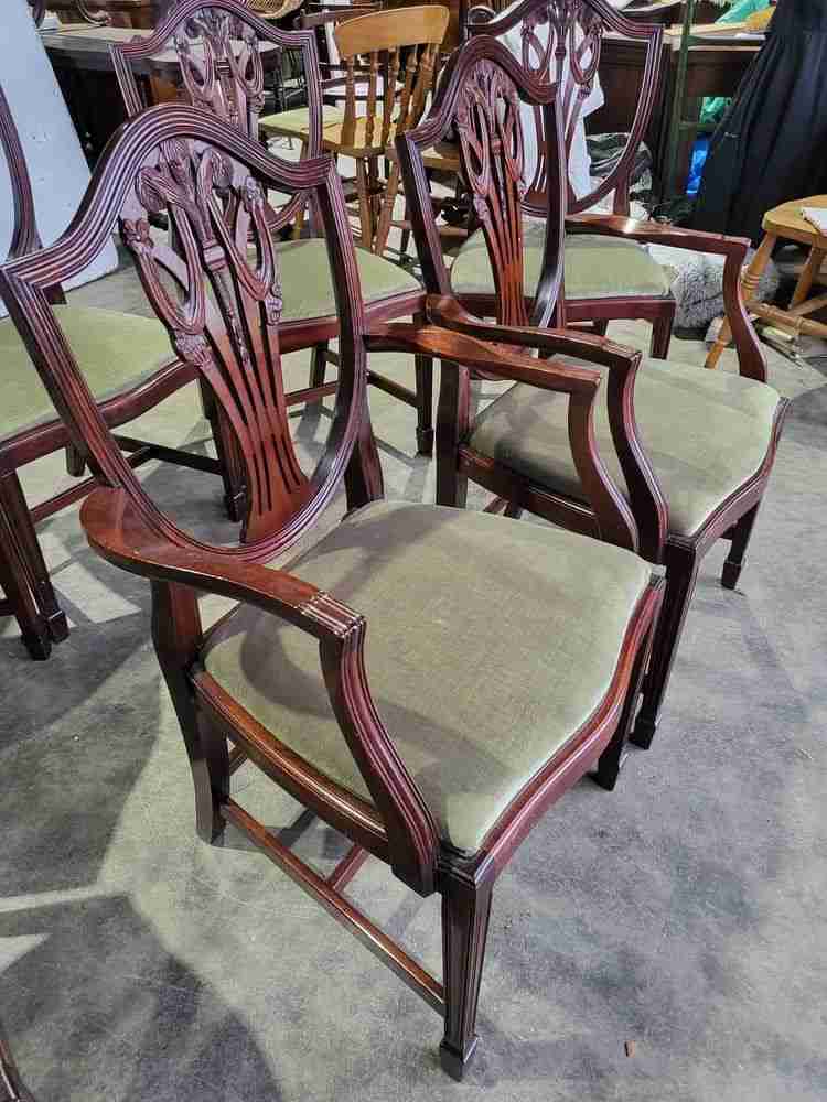 Antique repro mahogany shield back dining chairs 2 carvers 6 chairs