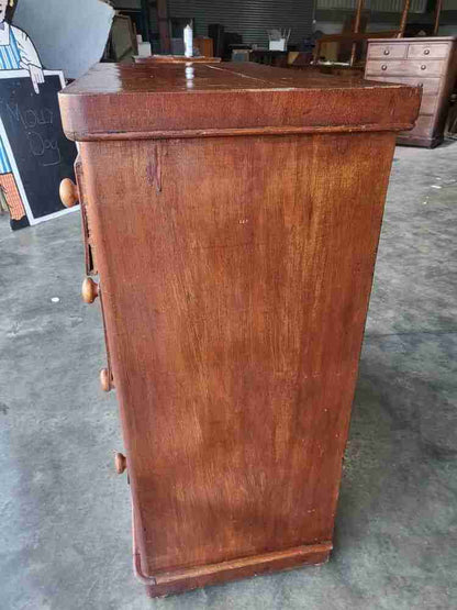 Antique Victorian mahogany 2 over 3 chest of drawers knob handles