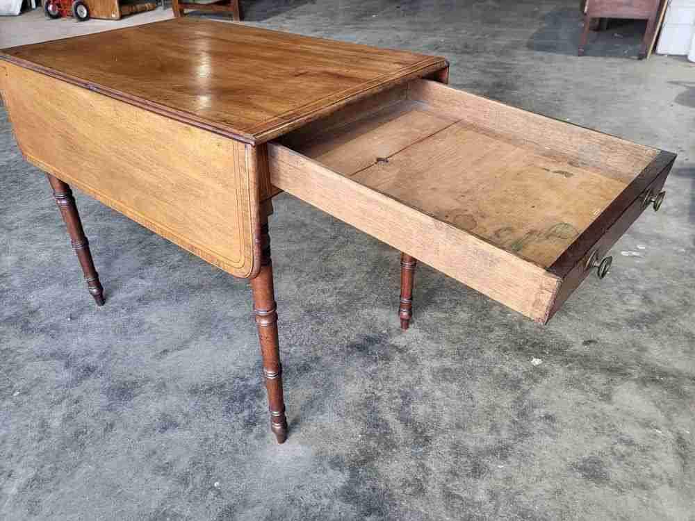 Antique inlaid Pembroke drop leaf dining occasional  table