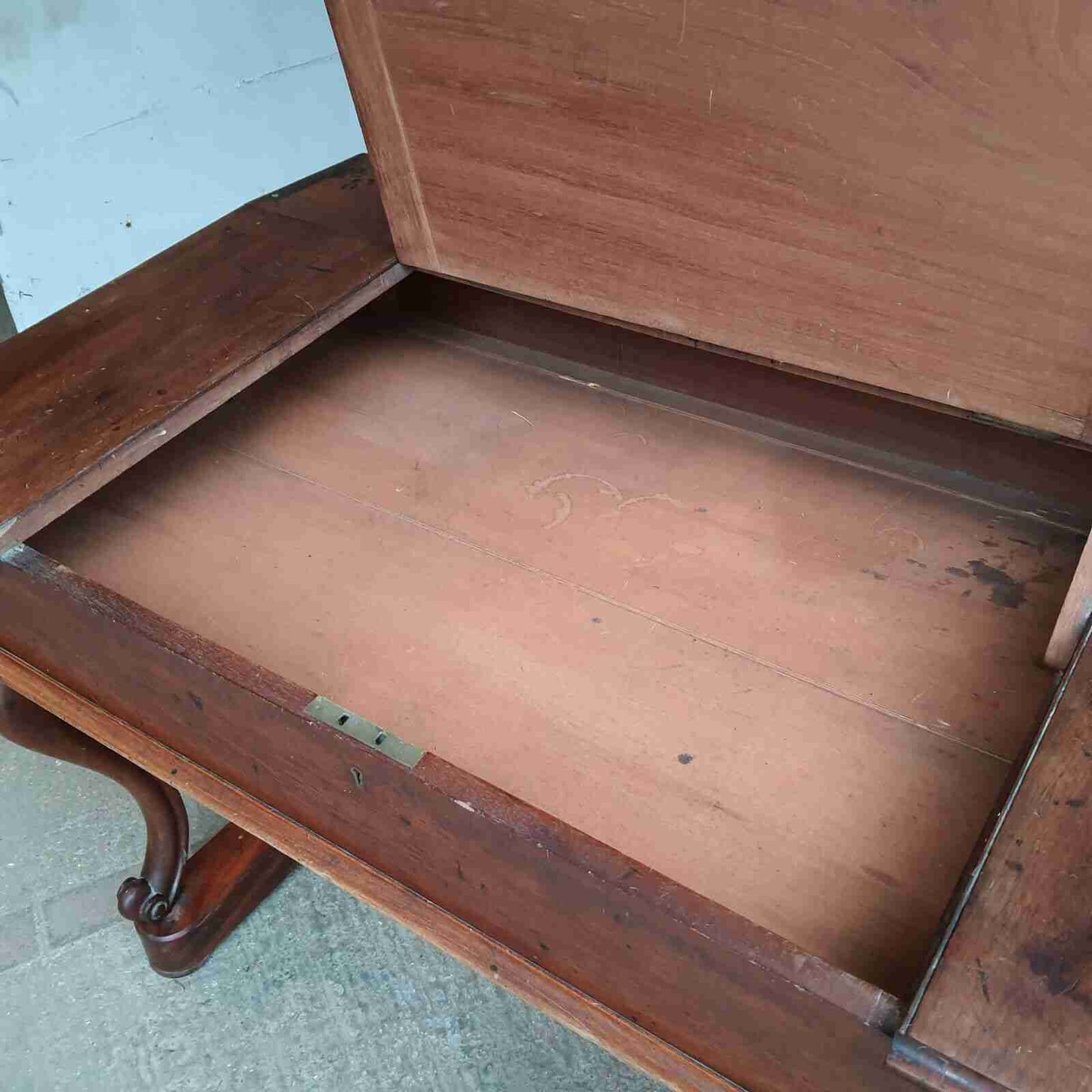 antique victorian mahogany panelled clerks desk table cabriole legs lift lid