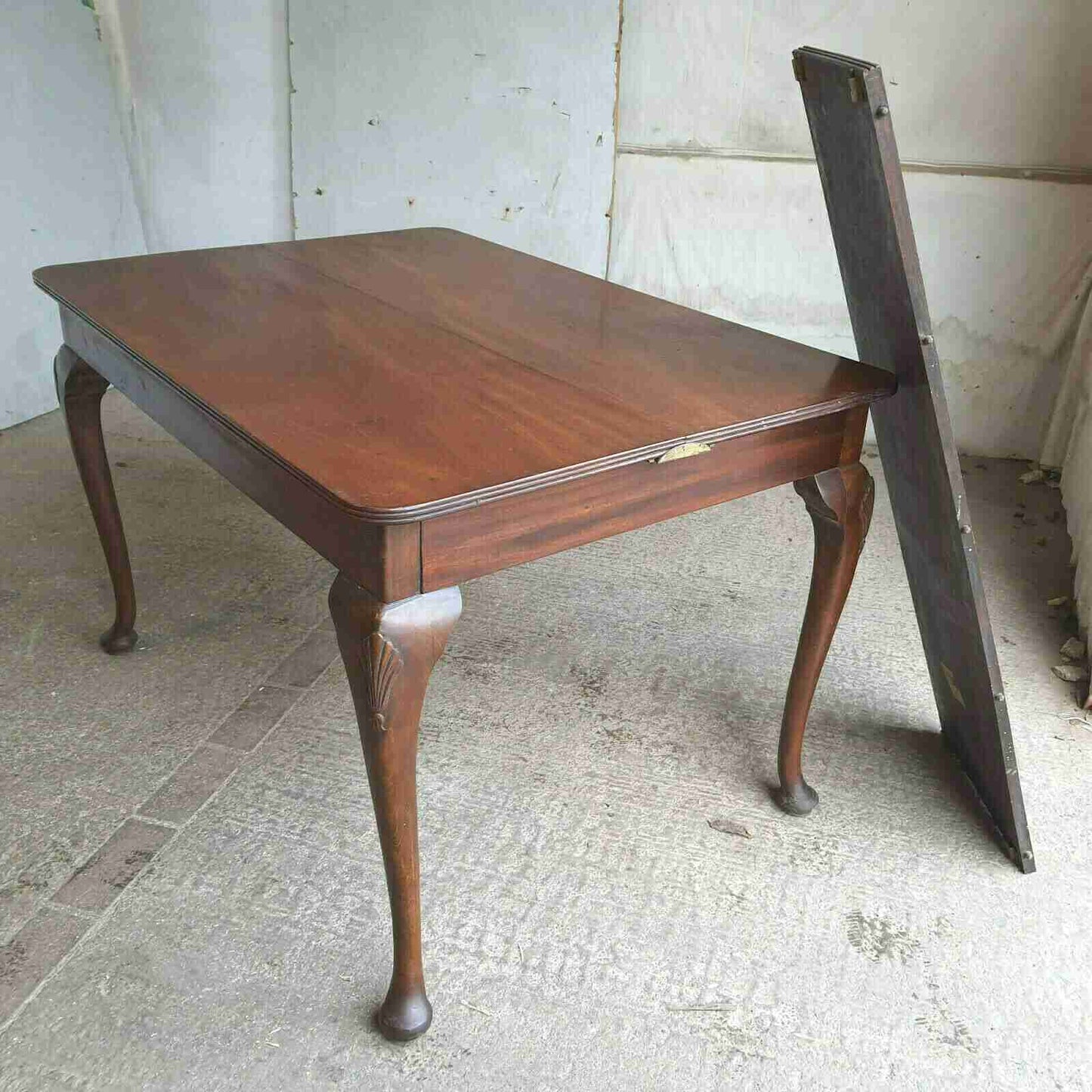 antique 1920's mahogany extending 1 leaf dining table table cabriole legs seat 8