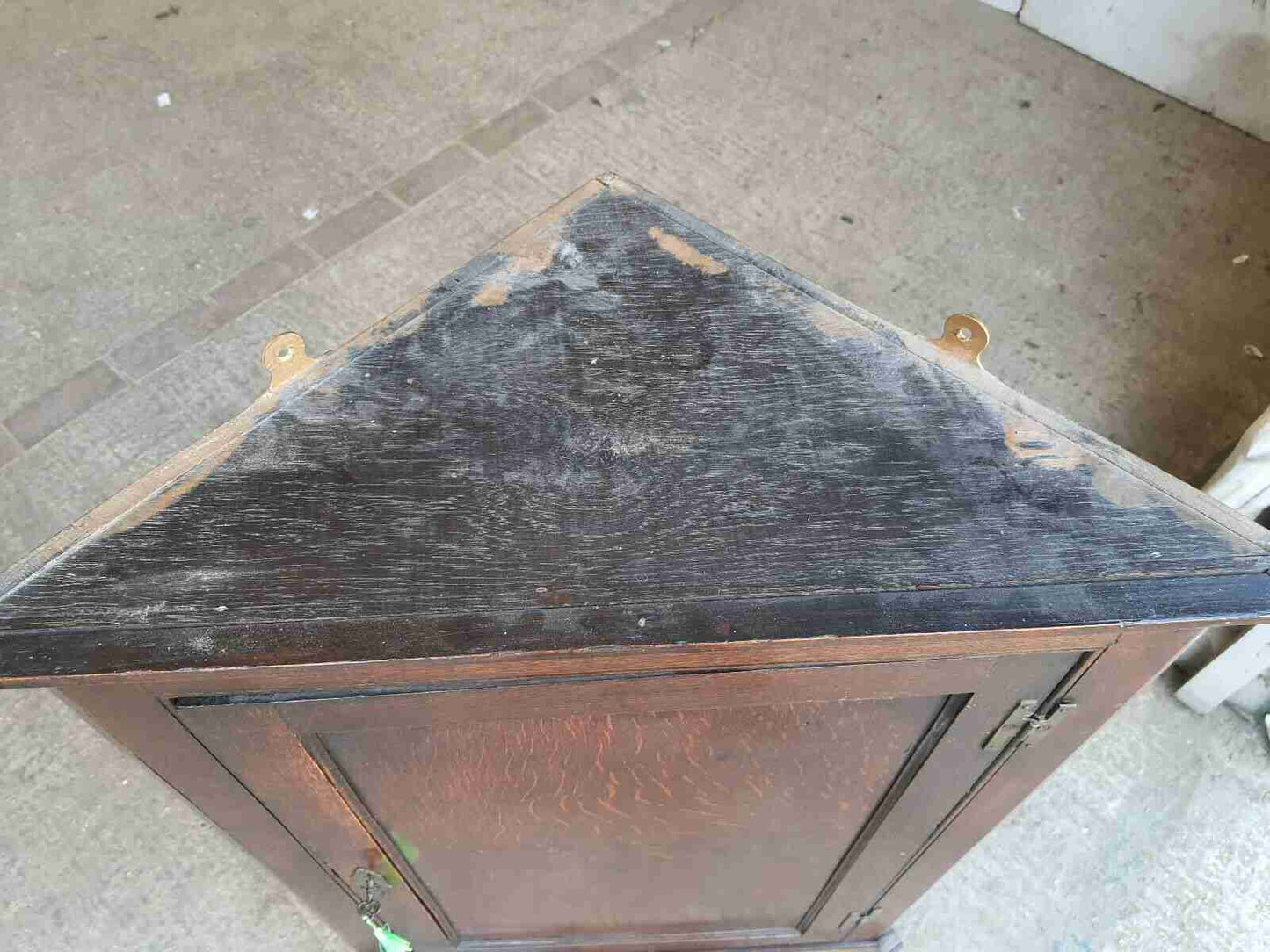 antique Georgian oak single door corner cabinet serpentine shelves cupboard