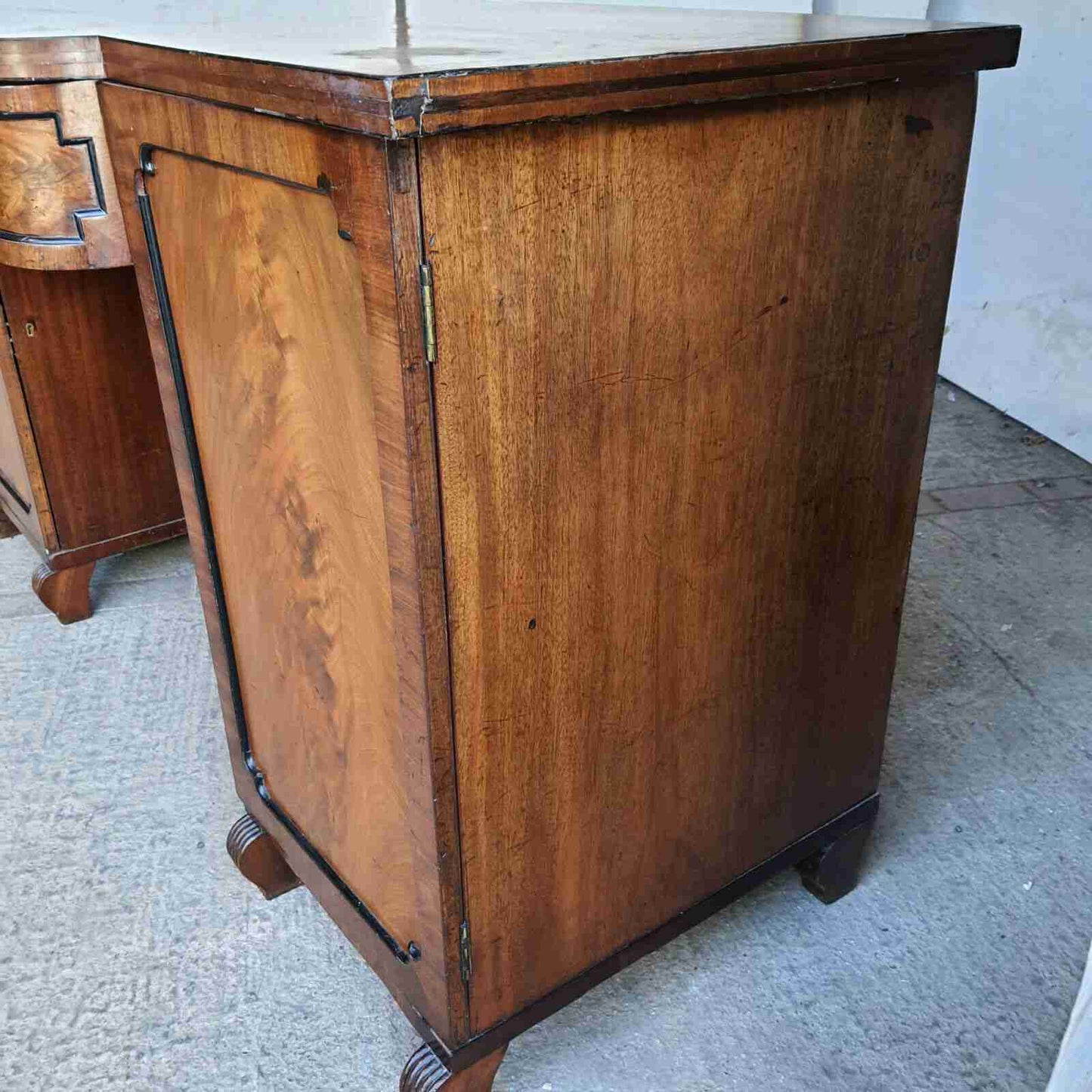 antique georgian mahogany breakfront sideboard 2 doors drawer cupboard shelves
