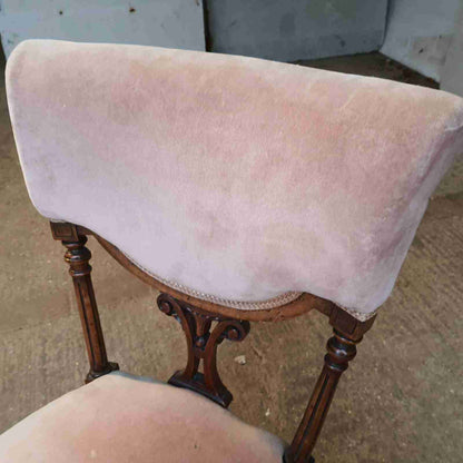 antique victorian low serpentine open bedroom chair turned legs castors sprung
