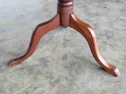 Antique small square tilt top side end lamp occasional table