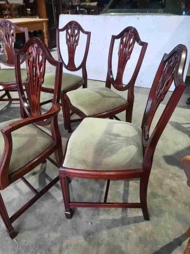 Antique repro mahogany shield back dining chairs 2 carvers 6 chairs