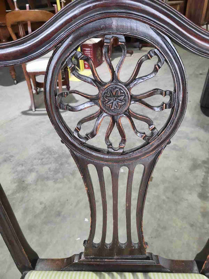 Six antique serpentine Georgian? mahogany dining chairs slat back carvers