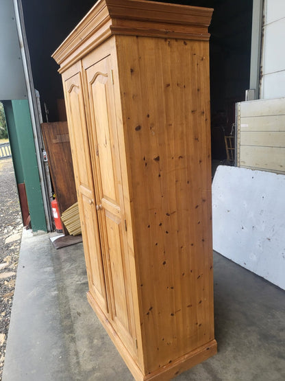 Pine breakdown double wardrobe 4 parts bedroom