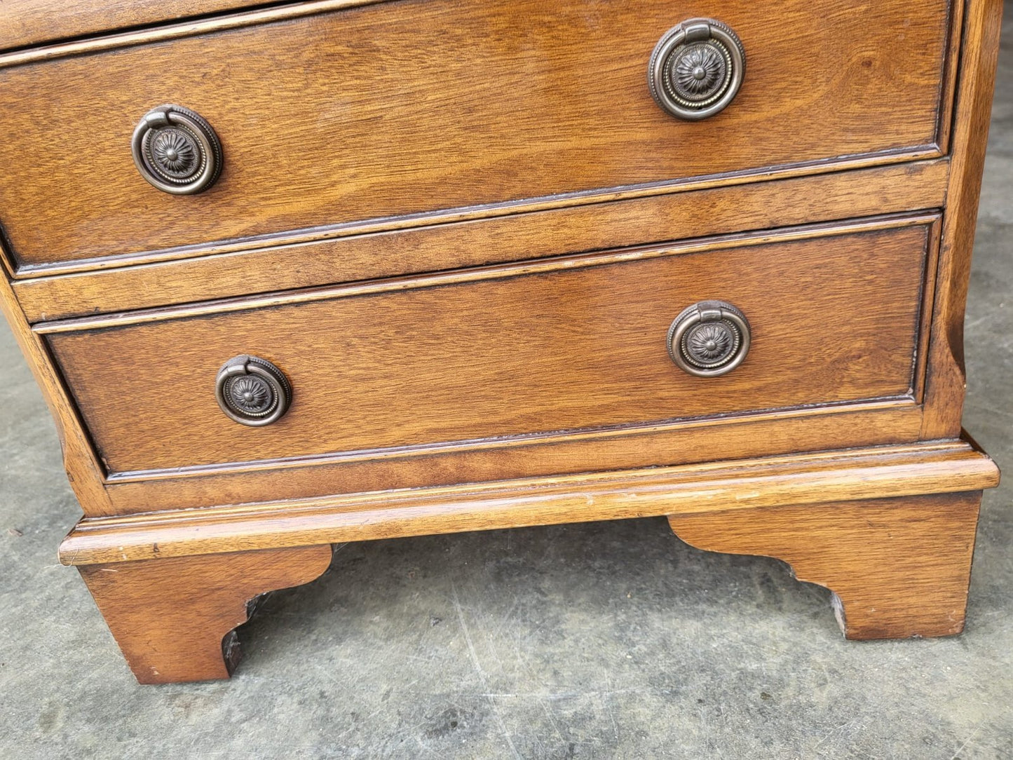 Small antique repro 2 over 3 side end chest of drawers