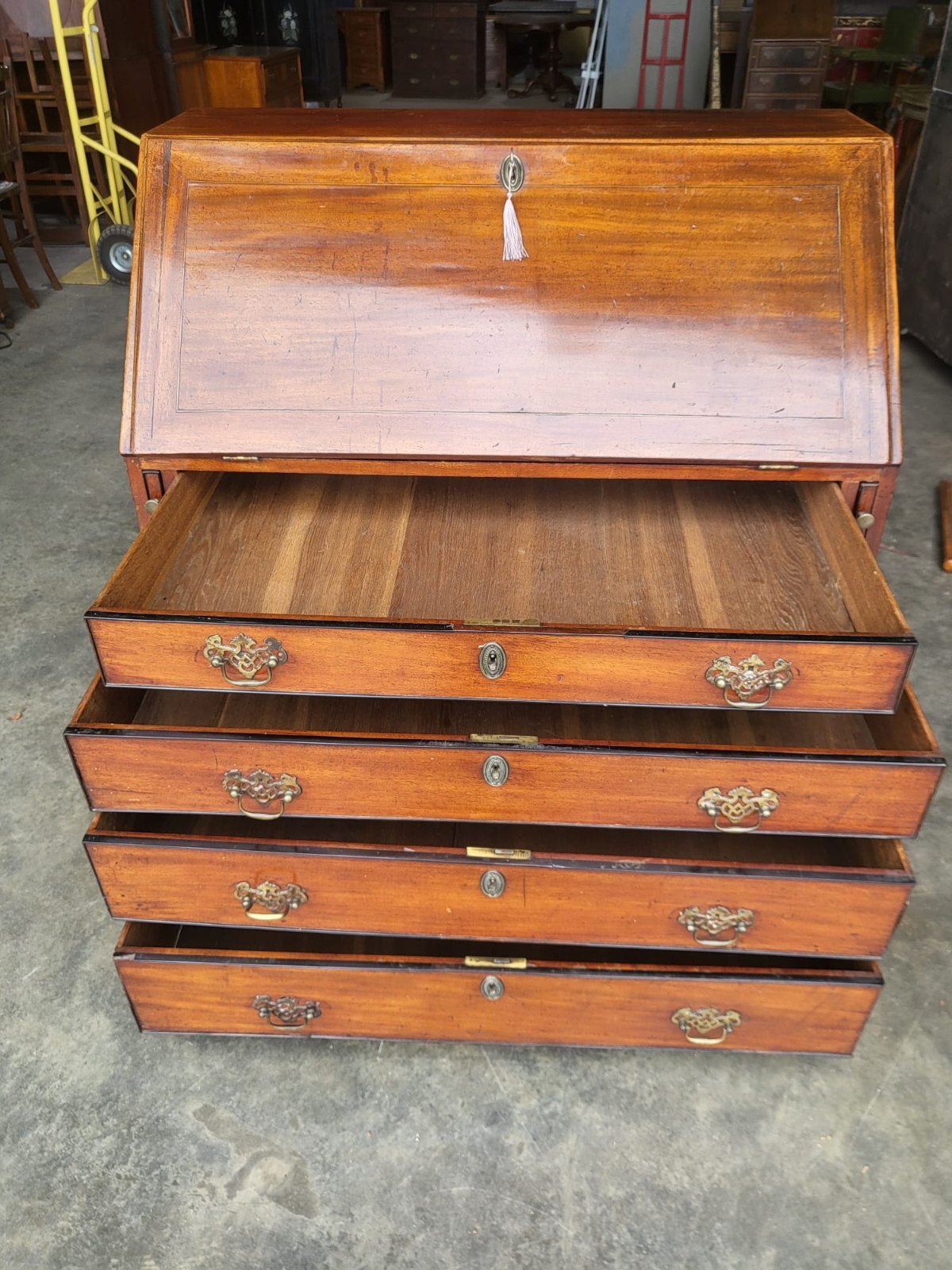 Antique mahogany small bureau desk drawers dressing table