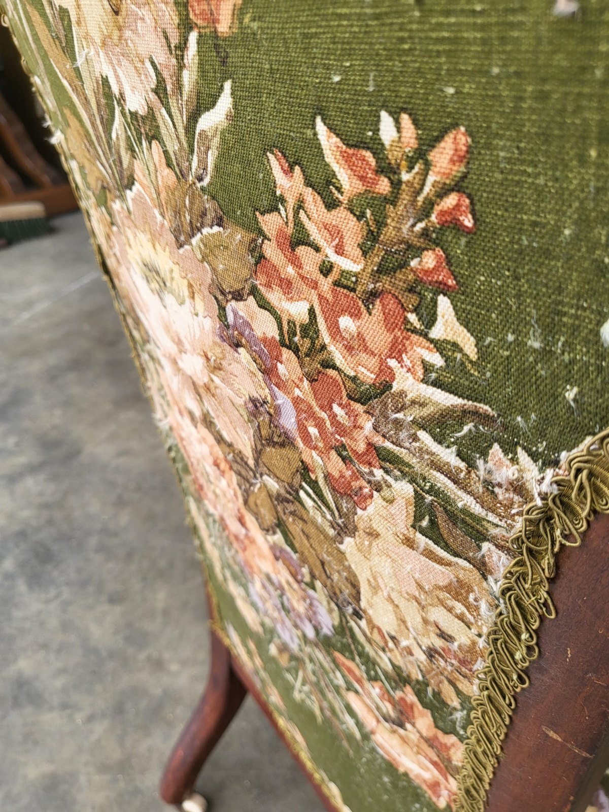 Antique Victorian small nursing bedroom bathroom chair cabriole legs