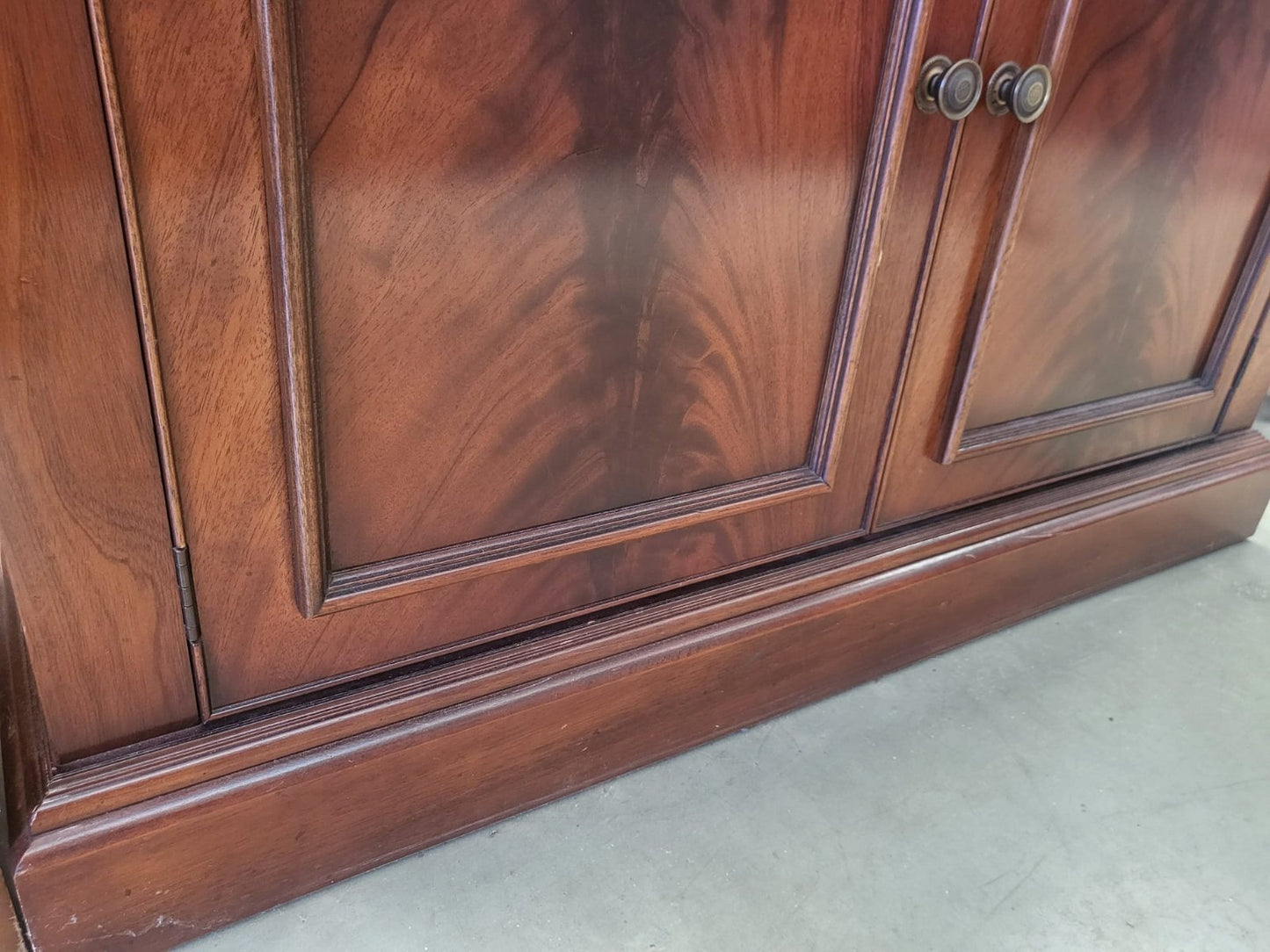Antique repro mahogany glazed bookcase cabinet drawer shelves