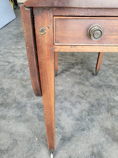 Antique Victorian drop leaf Pembroke dining occasional table drawer