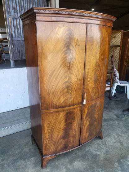 Antique mahogany bow front inlaid 2 x door wardrobe splayed legs