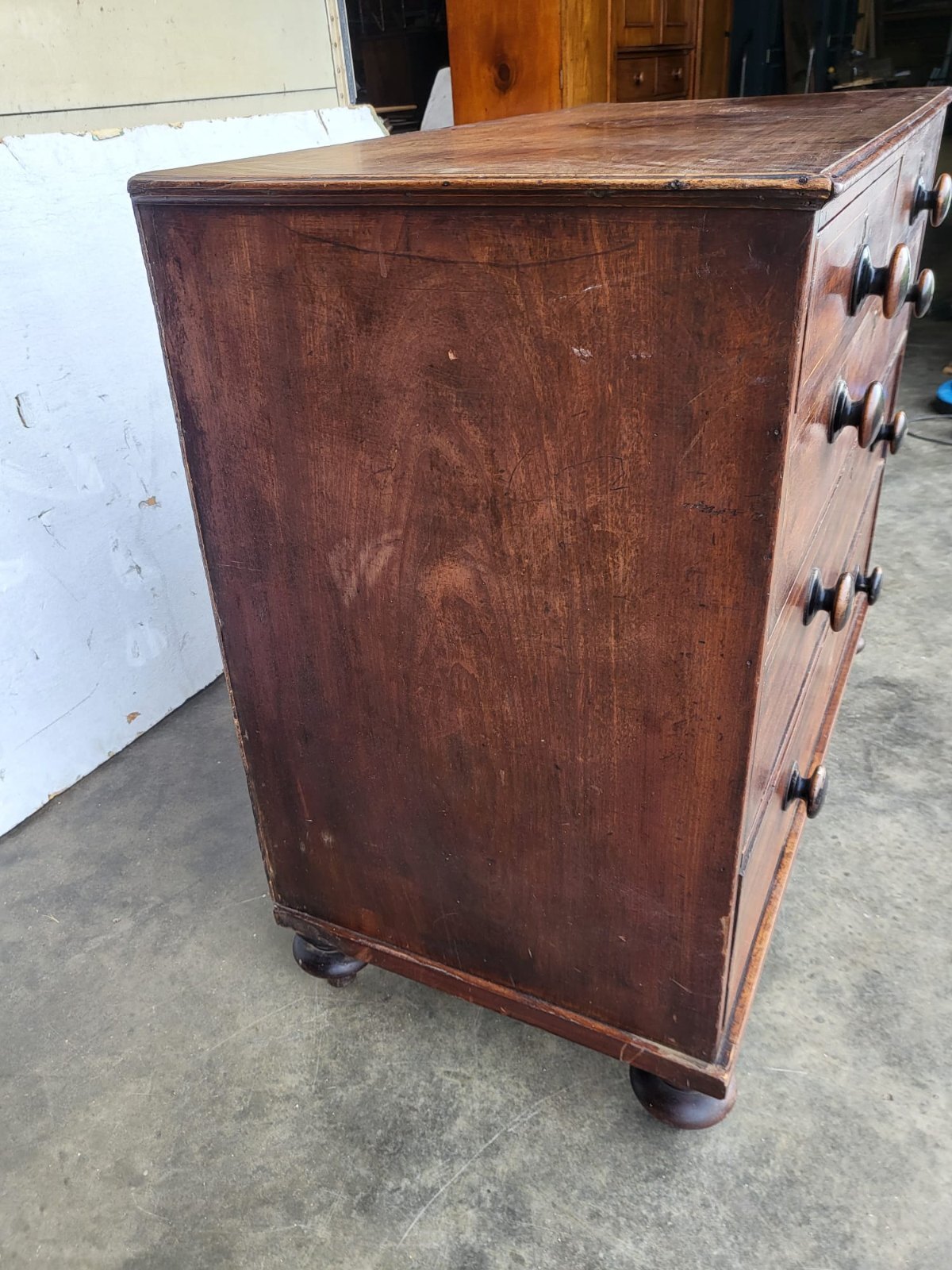 Antique Georgian mahogany 2 over 3 chest of drawers bun feet
