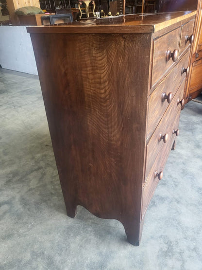 Antique Victorian 2 over 3 chest of drawers splayed legs knob handles