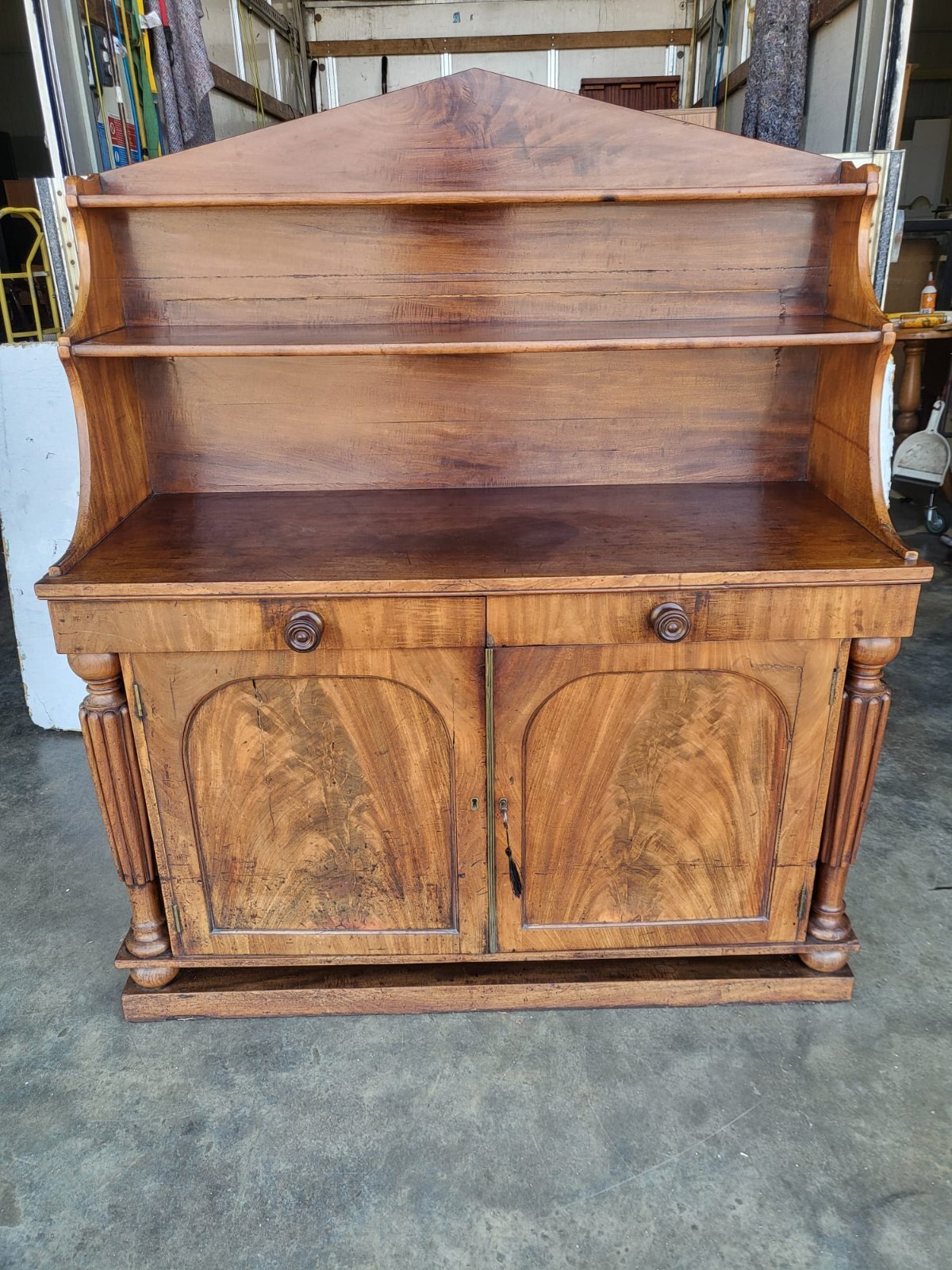 Antique Victorian mahogany chiffonier sideboard gallery shelves