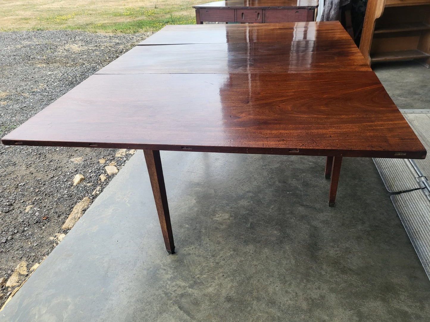 Antique large Georgian solid mahogany drop leaf dining table seat to 8