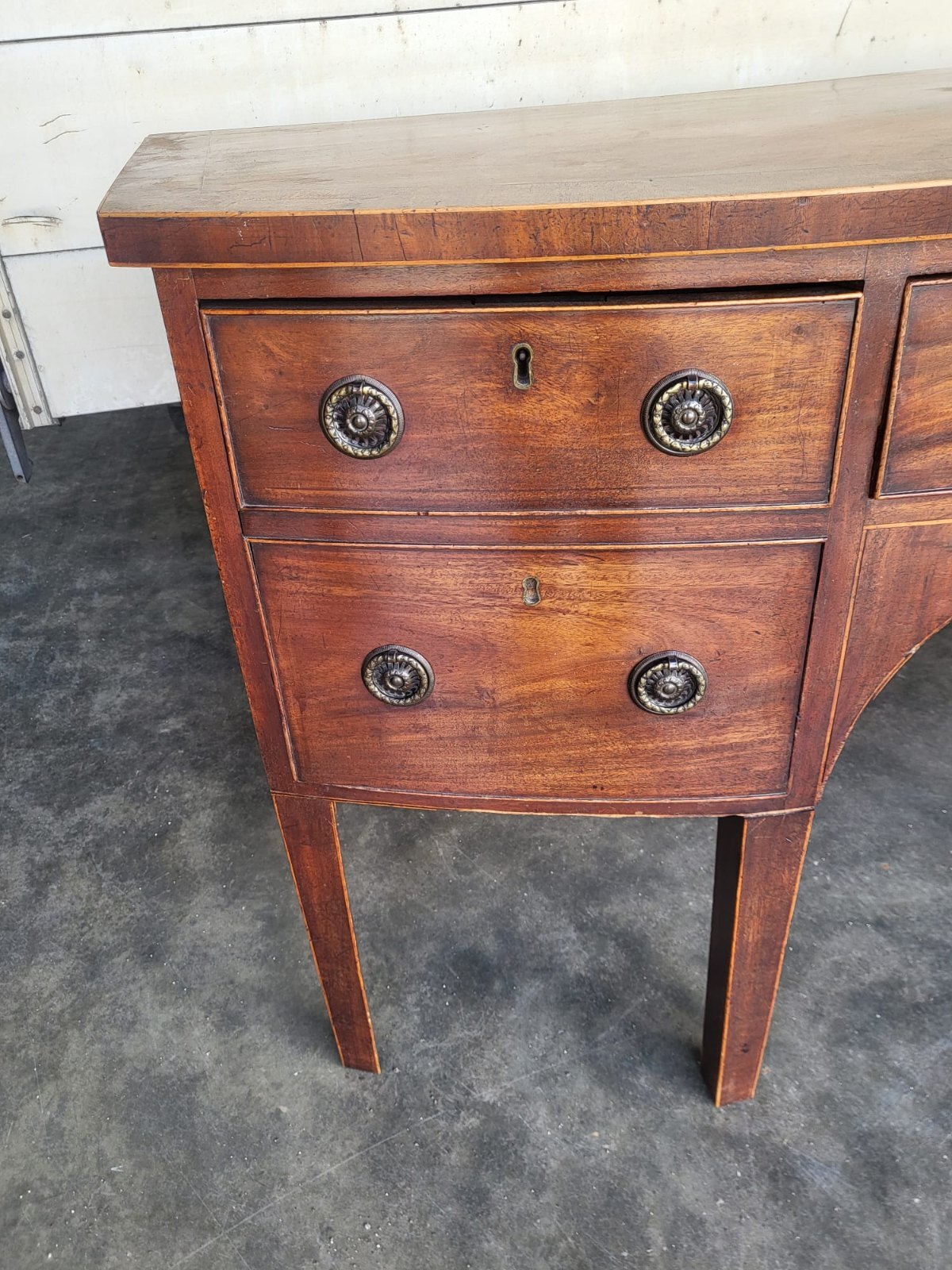 Antique Georgian bow front 4 drawer sideboard cabinet tapered legs