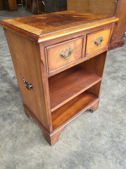 Small antique repro side end lamp table cabinet