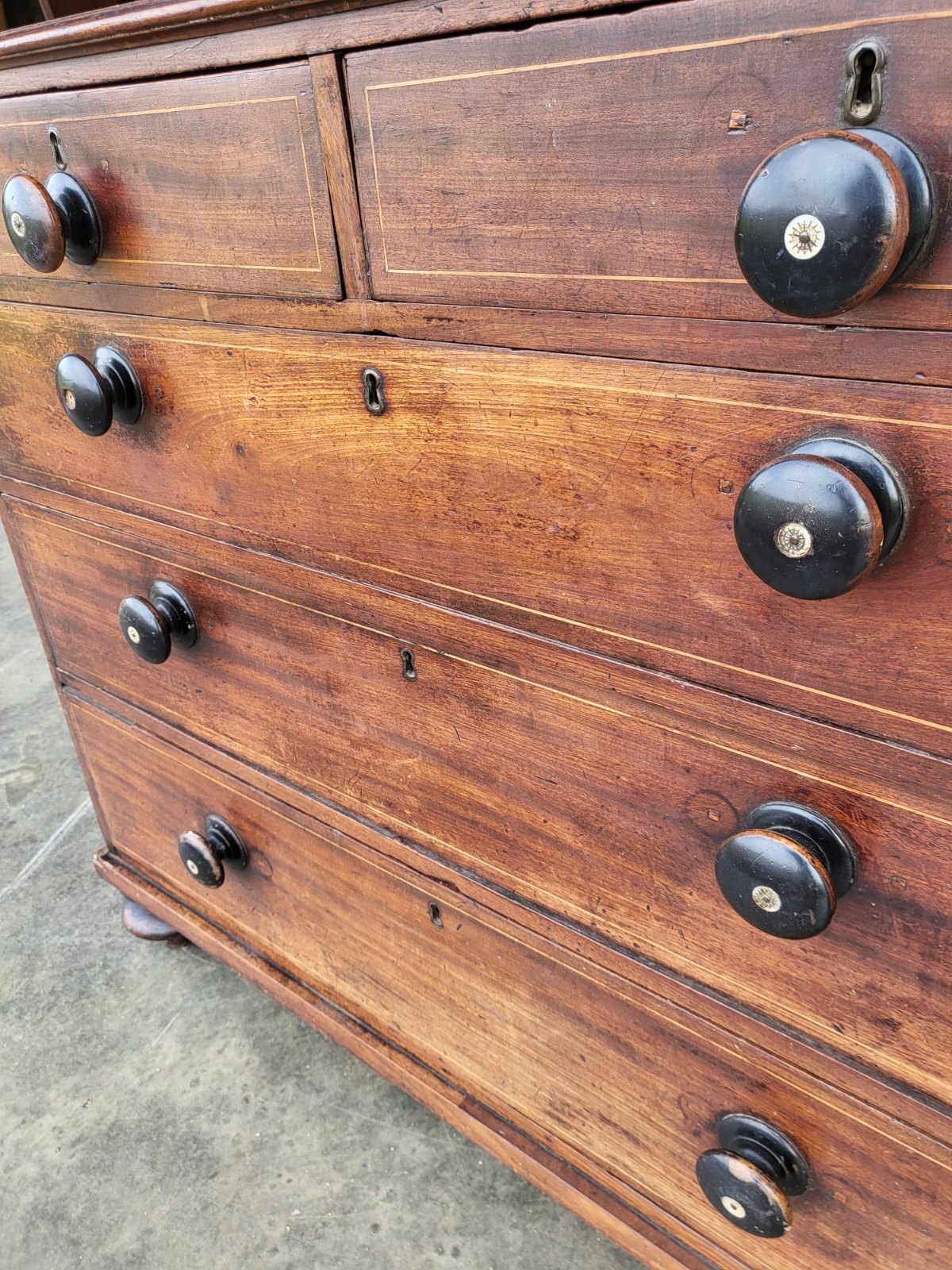 Antique Georgian mahogany 2 over 3 chest of drawers bun feet