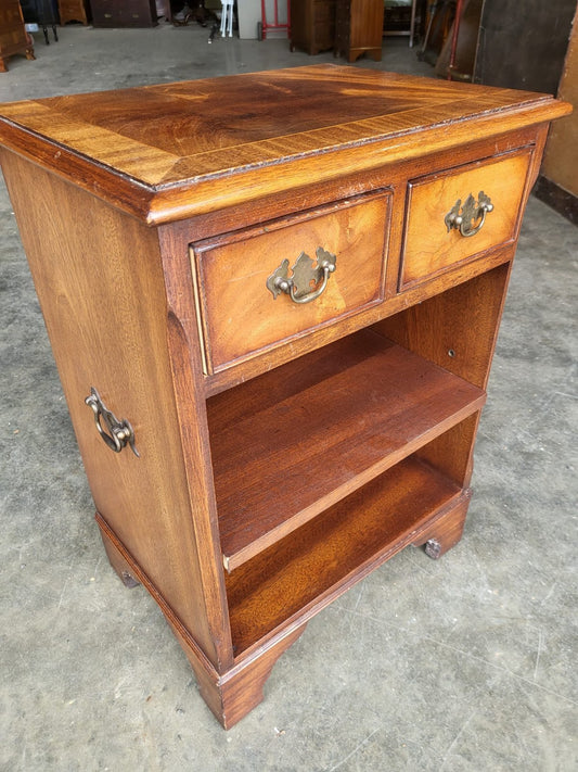 Small antique repro side end lamp table cabinet