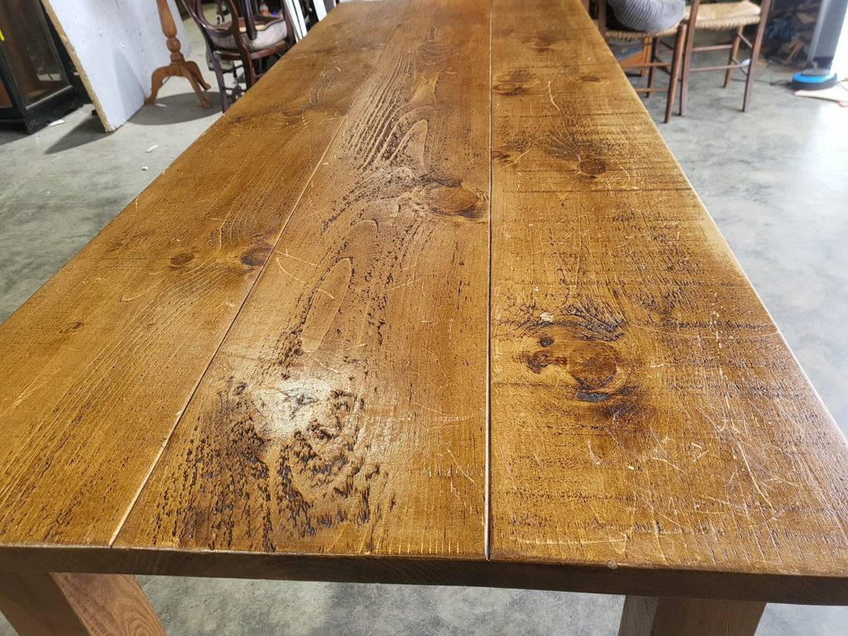 Large rustic pine dining table seat 10 two drawers square legs