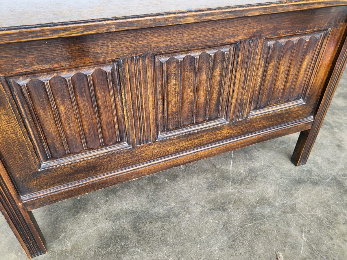 Vintage small panelled oak blanket storage bed end coffer trunk