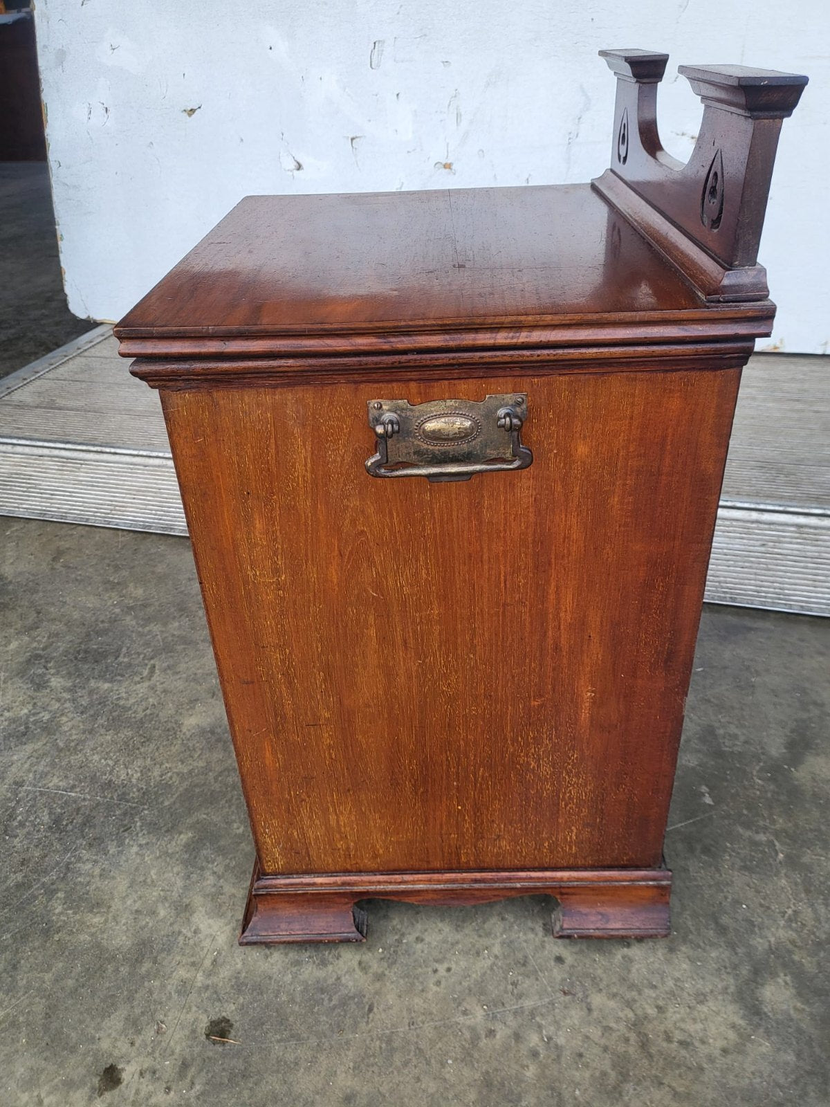 Antique Edwardian side end lamp table storage coal perdonium