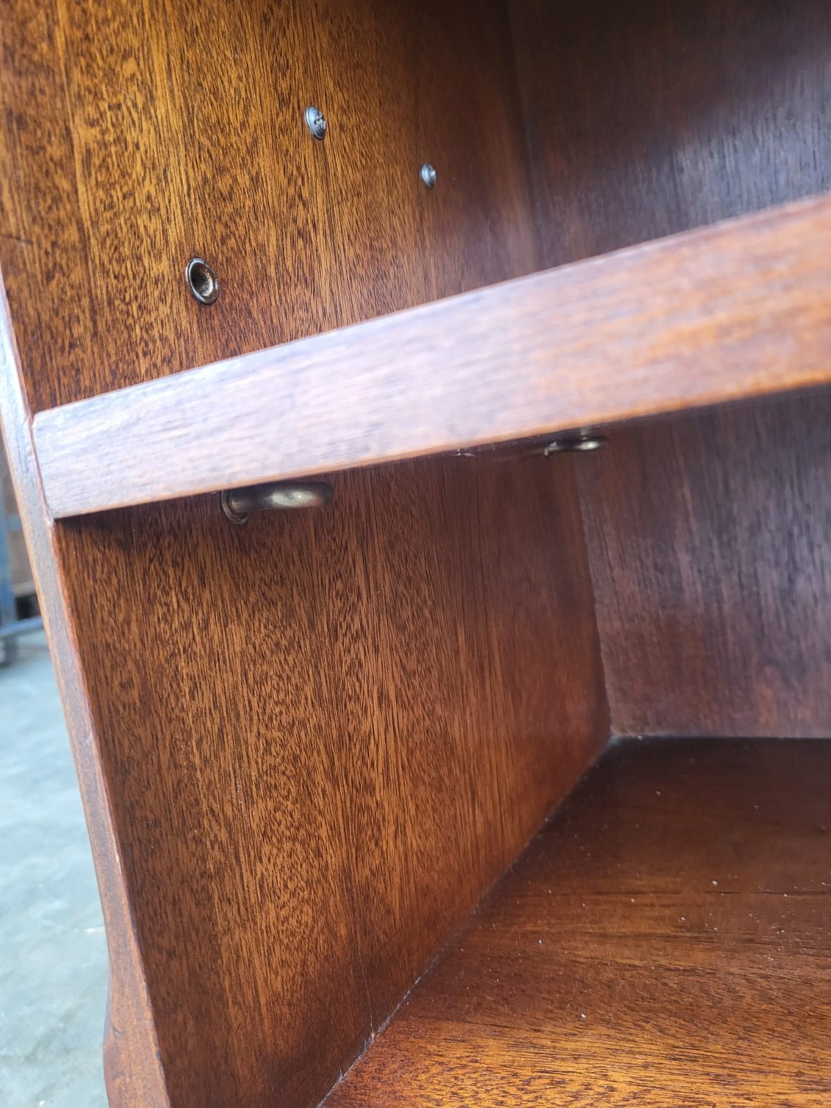 Small antique repro side end lamp table cabinet