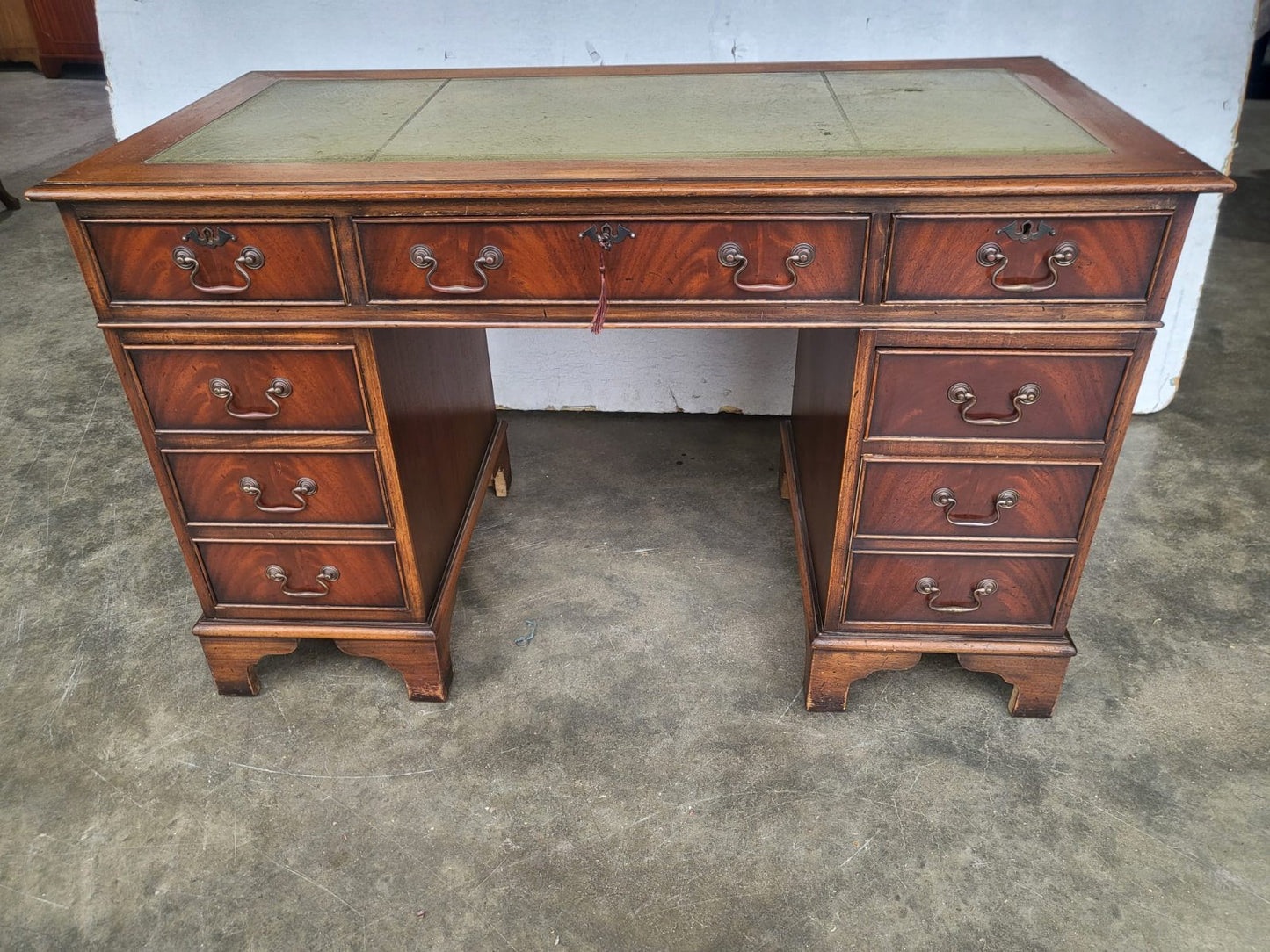 Antique repro small twin pedestal writing desk leather top 8 drawers