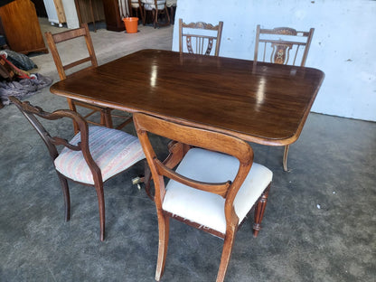 Antique Victorian rectangular tilt top pedestal dining table seat 6