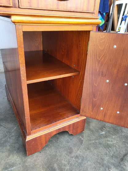 Antique repro small twin pedestal desk drawers cupboard leather top