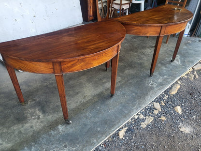 Antique Georgian mahogany round dining table 2xD end tables seat 6