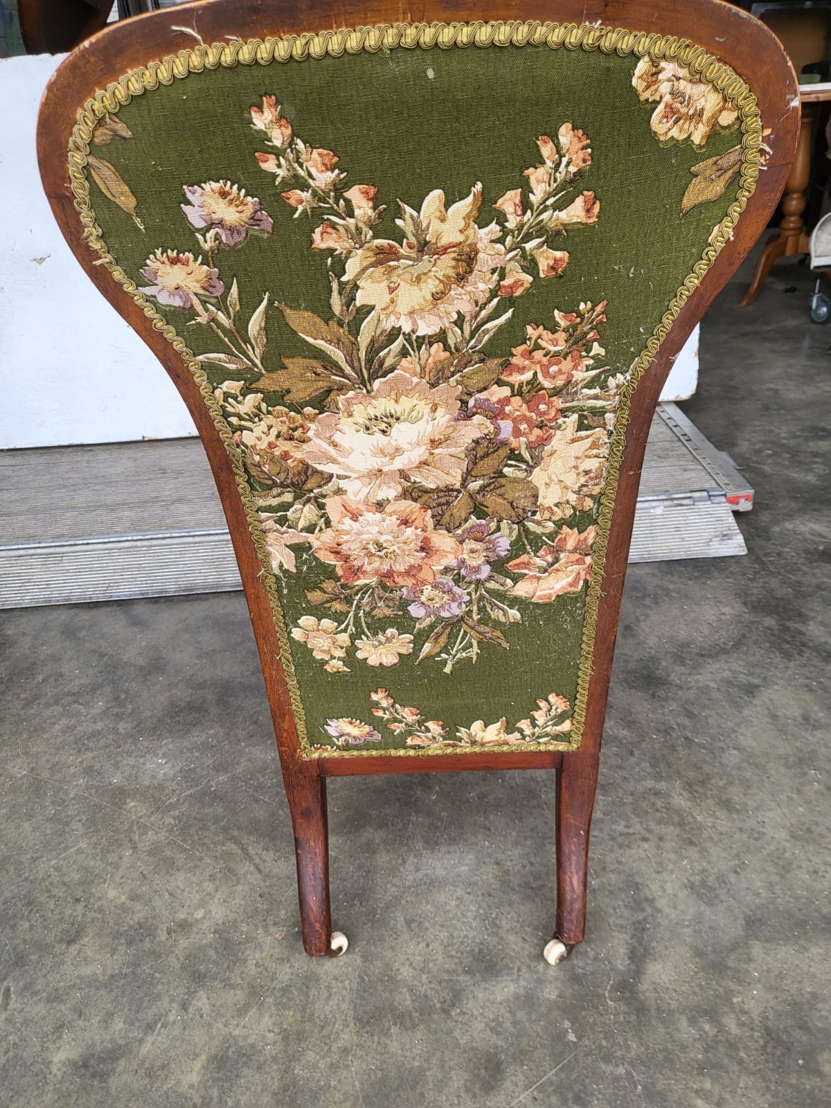 Antique Victorian small nursing bedroom bathroom chair cabriole legs