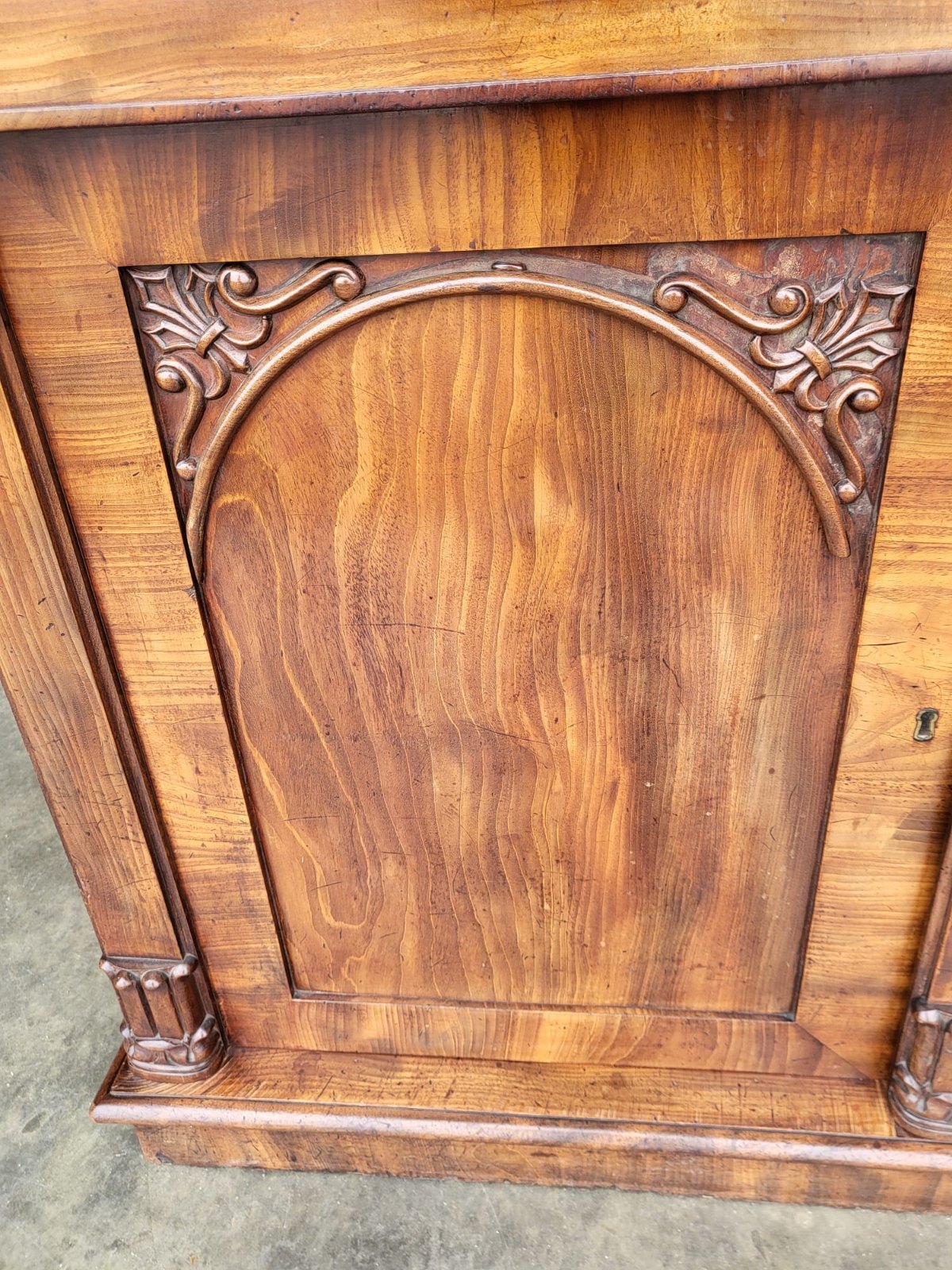 Antique Victorian chiffonier sideboard gallery drawers cupboard