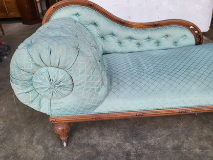 Antique Victorian chaise longue sofa carved legs castors