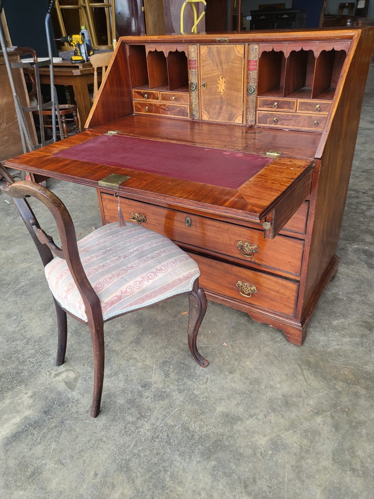 Antique mahogany small bureau desk drawers dressing table