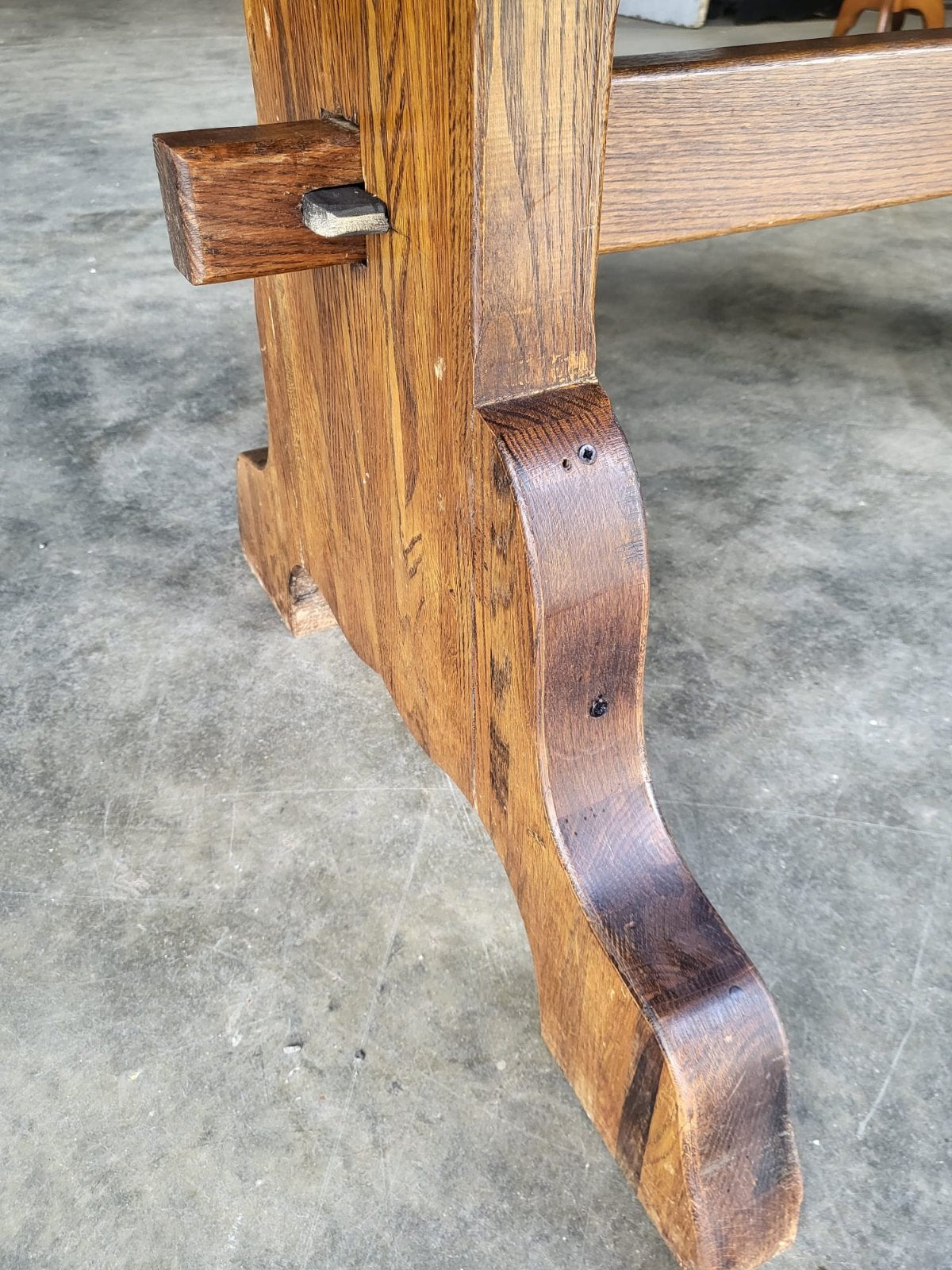 Breakdown refectory dining table seat to 8 flat pack