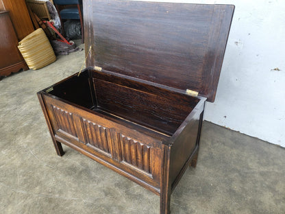 Vintage small panelled oak blanket storage bed end coffer trunk