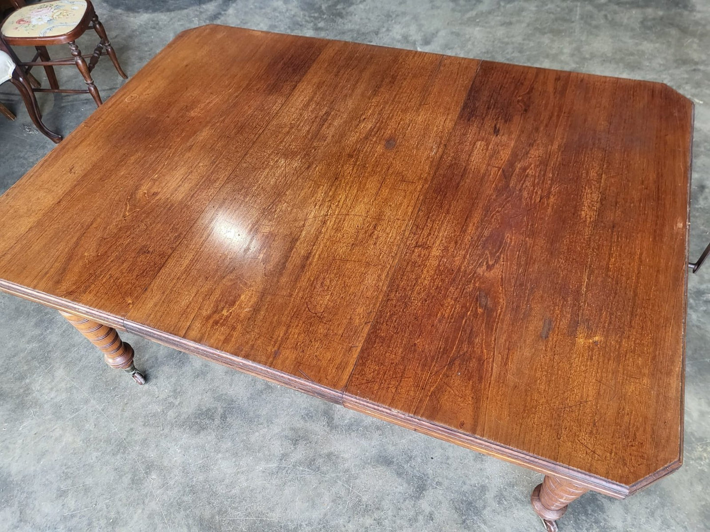 Antique Victorian wind out extending dining table seat 6
