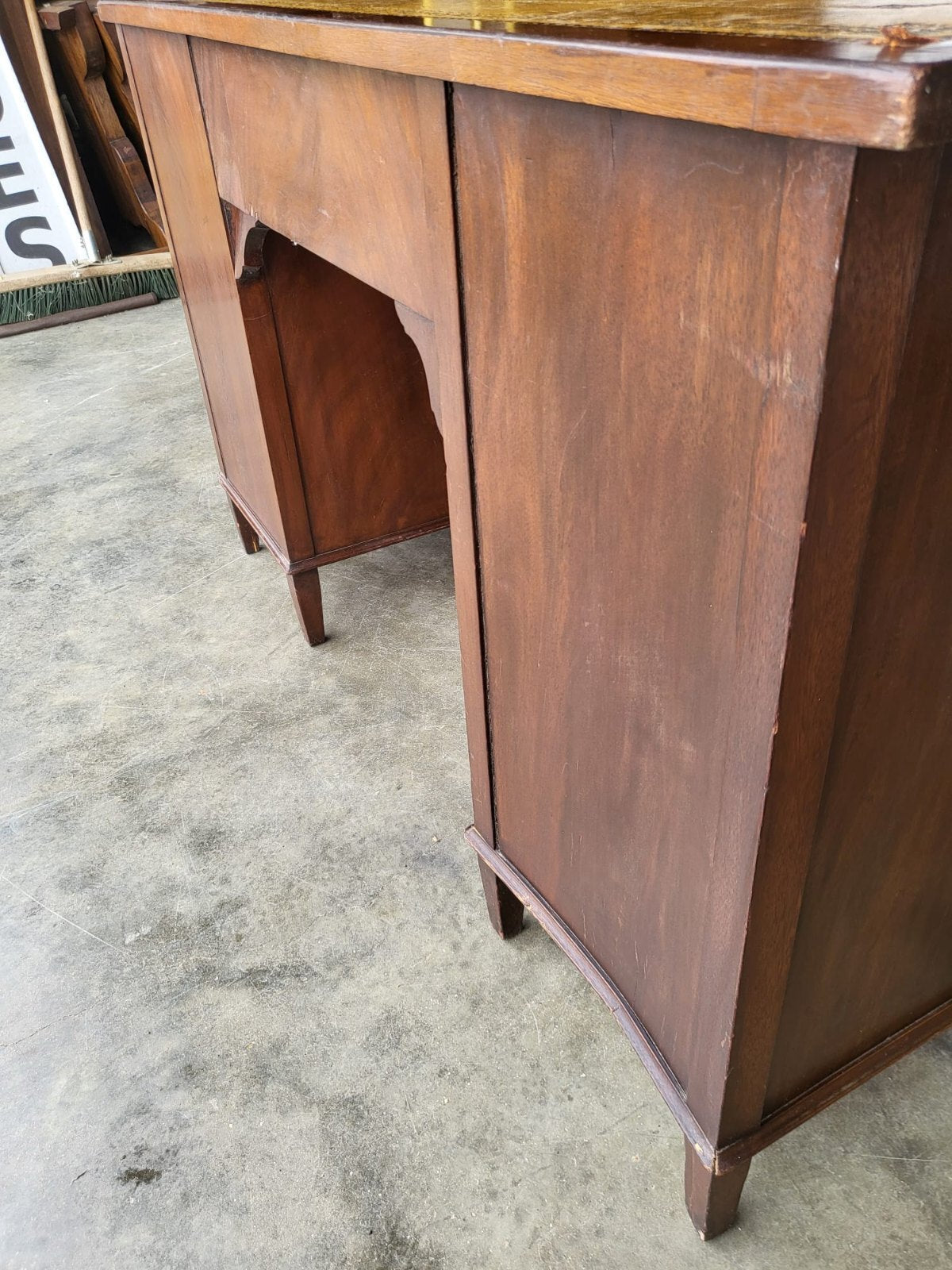 Antique repro small bow front desk 9 drawers leather top