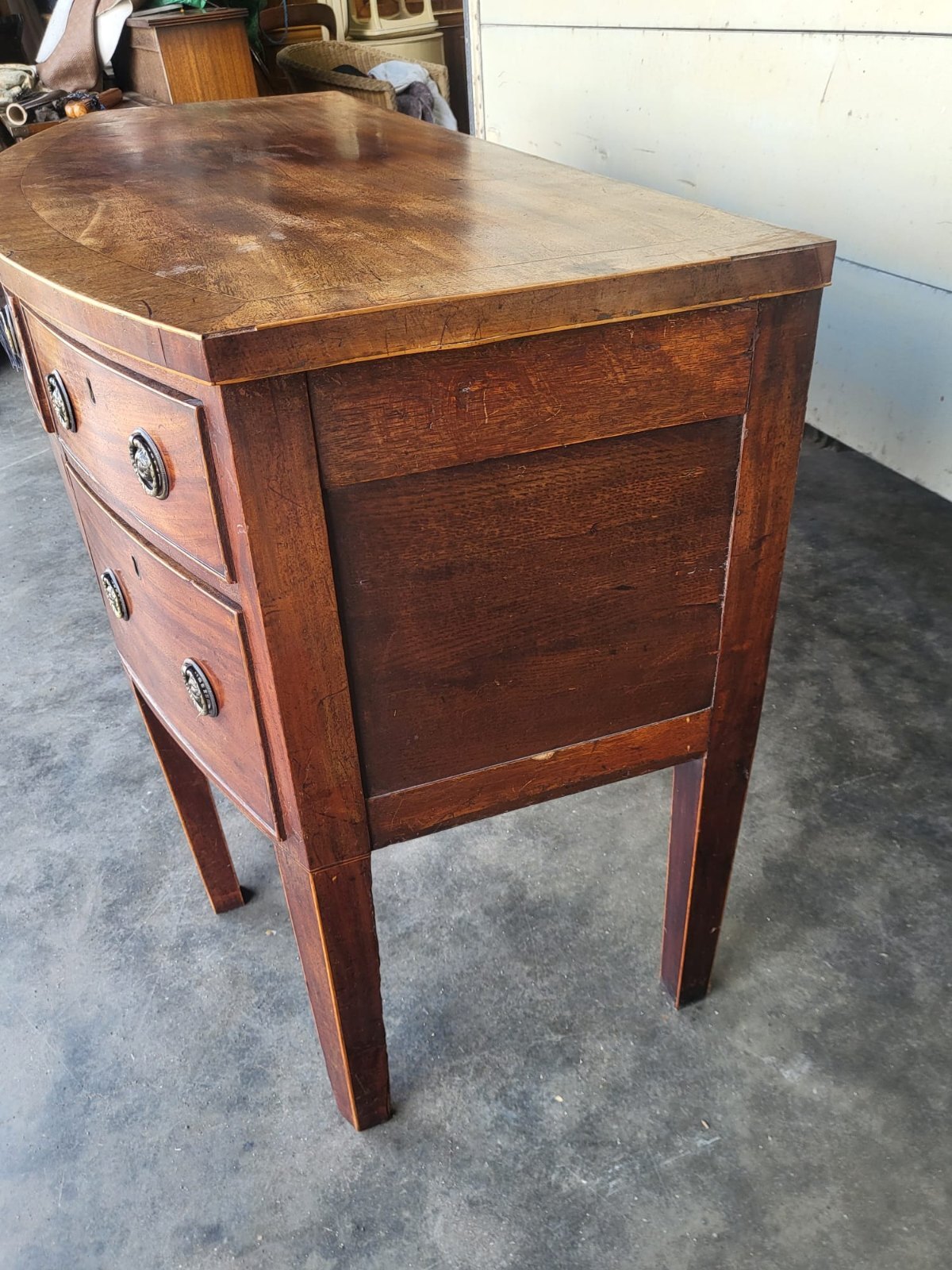 Antique Georgian bow front 4 drawer sideboard cabinet tapered legs