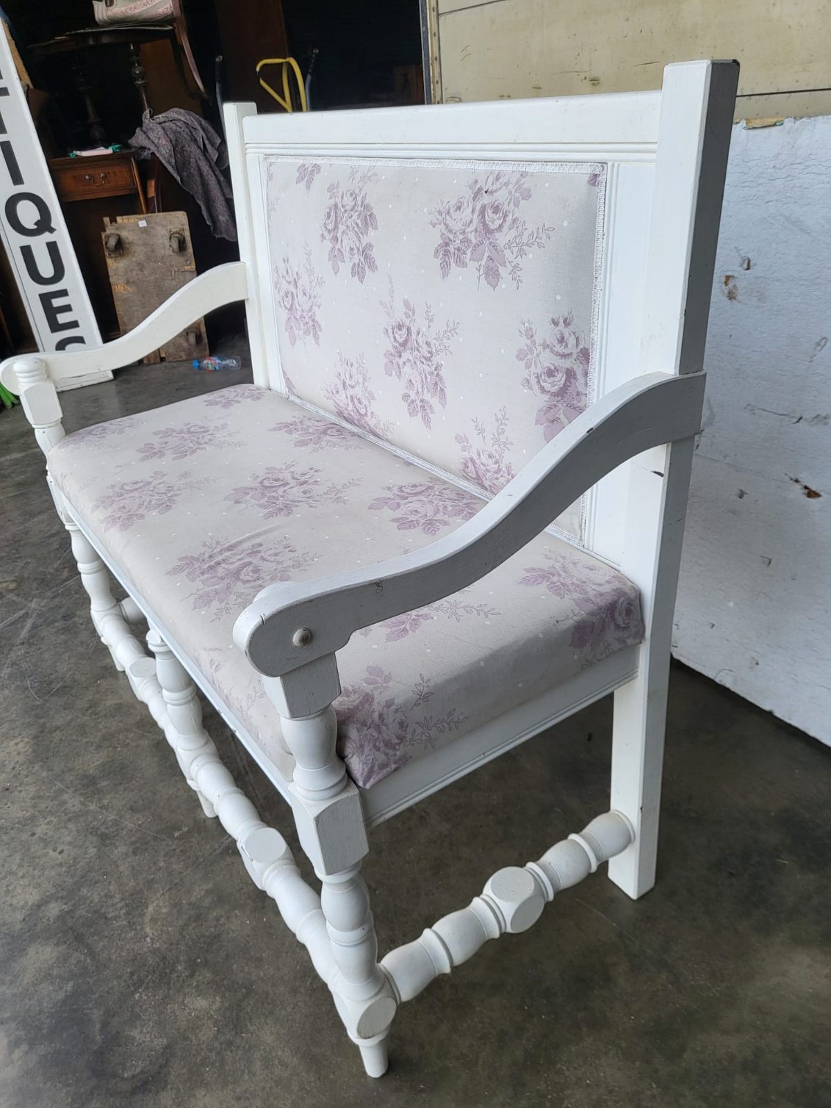 Vintage white 2 seat upholstered bench settle seat