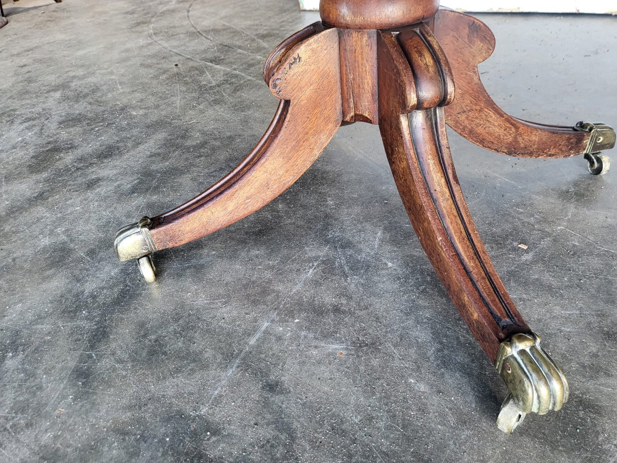 Antique Victorian rectangular tilt top pedestal dining table seat 6