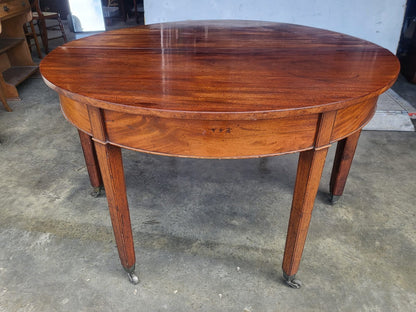 Antique Georgian mahogany round dining table 2xD end tables seat 6