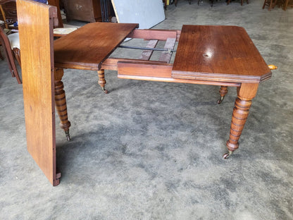 Antique Victorian wind out extending dining table seat 6