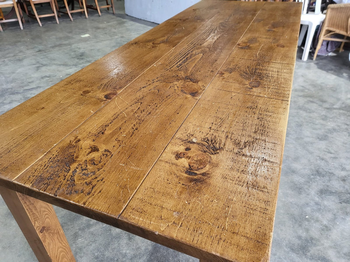 Large rustic pine dining table seat 10 two drawers square legs