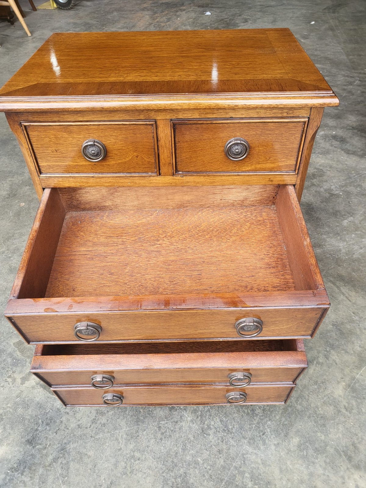 Small antique repro 2 over 3 side end chest of drawers